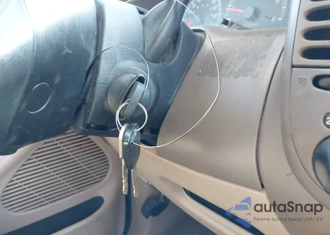 1999 Ford F-150 Lariat/Xl/Xlt from USA, damaged, VIN 1FTRX18L4XNC27292